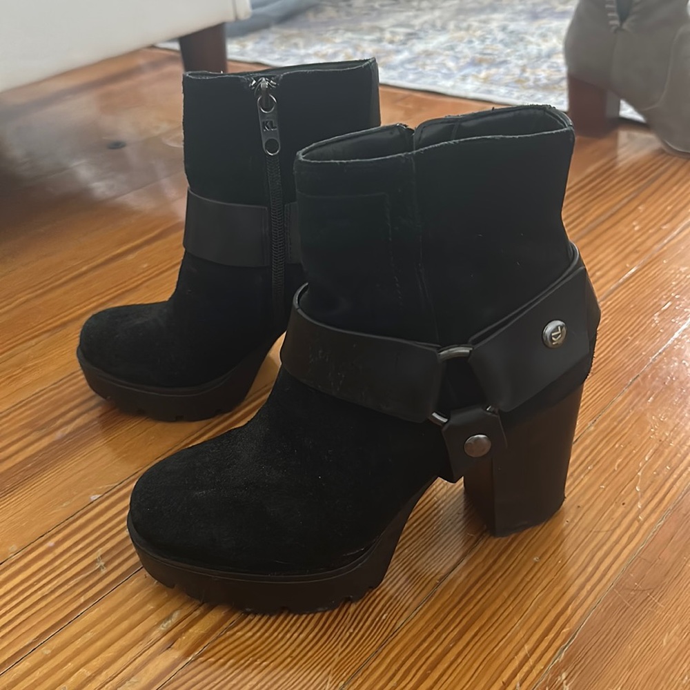 KARL LAGERFELD | Karl Lagerfeld Paris Black Suede Platform Booties Sz 6